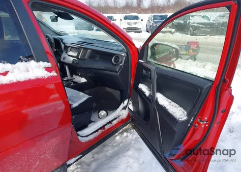 2017 Toyota Rav4 Xle из США, поврежденный, VIN JTMRFREV5HJ156927